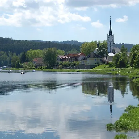 Markus Frymburk nad Vltavou